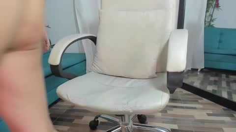 ladynemesis00 online show from February 3, 2025, 10:43 pm