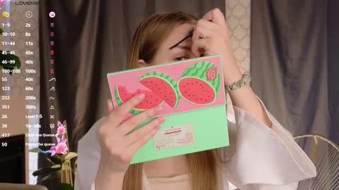 Lilia online show from November 19, 2025, 6:46 am