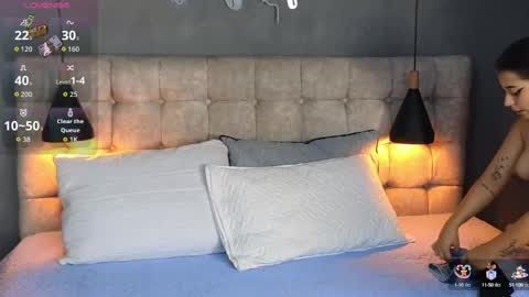    online show from September 16, 2025, 10:22 pm