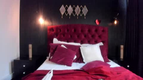 Snapshot of laia_jonees chatting on May 12, 2026, 12:02 pm Laia online show from May 12, 2026, 12:02 pm