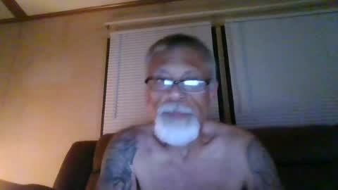 Snapshot of laidbackluxury chatting on June 27, 2026, 6:29 am laidbackluxury online show from June 27, 2026, 6:29 am