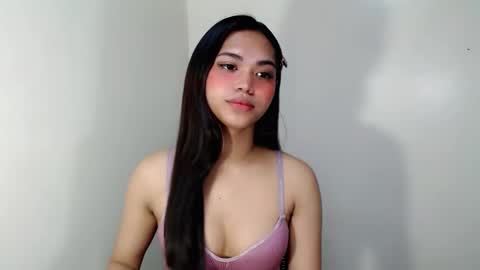 laire online show from May 13, 2026, 6:22 am