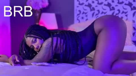 IG222dmm  online show from November 30, 2025, 7:51 pm