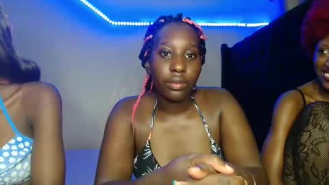 Snapshot of lalisa_manobal chatting on April 16, 2026, 3:24 pm Lalisa online show from April 16, 2026, 3:24 pm