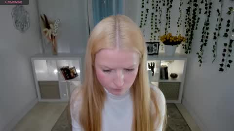 Laly online show from March 16, 2026, 4:00 pm