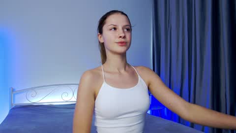 Snapshot of lana__j chatting on December 13, 2024, 9:02 am Liana online show from December 13, 2024, 9:02 am