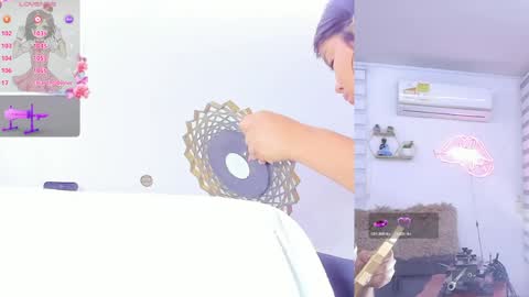 Snapshot of lana__kane_ chatting on April 30, 2026, 9:04 am Lana online show from April 30, 2026, 9:04 am