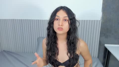 Lana online show from January 27, 2025, 2:53 am