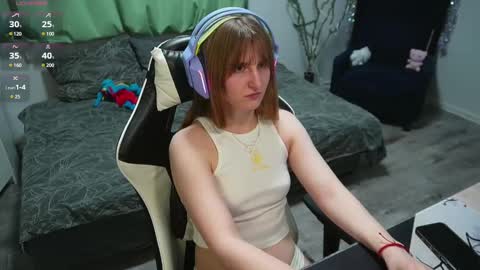 Snapshot of lana_del_kay chatting on February 24, 2025, 10:58 pm Kay online show from February 24, 2025, 10:58 pm