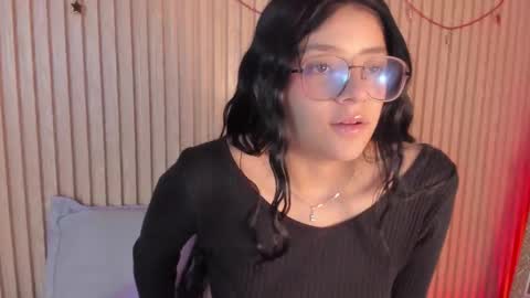 ... .          . ... online show from November 25, 2025, 1:22 pm