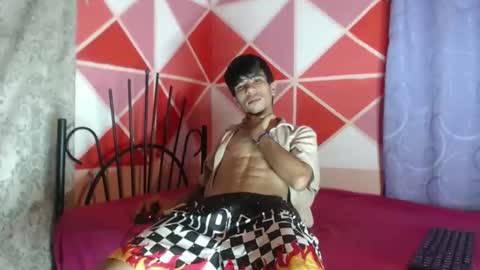 lana_robertt online show from February 7, 2025, 7:50 am