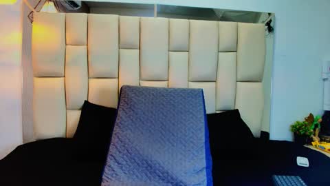 Vanessa  online show from March 24, 2026, 12:21 pm