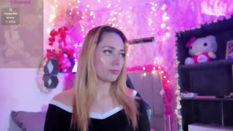 Snapshot of lanaamills chatting on February 1, 2026, 5:17 am Lana online show from February 1, 2026, 5:17 am