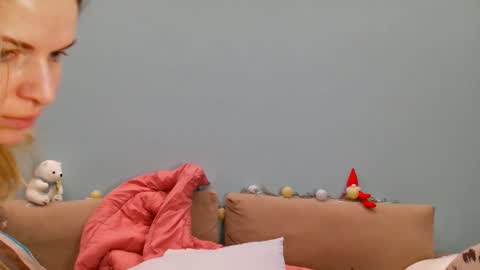 Snapshot of lanaangeldream chatting on February 28, 2026, 1:12 pm Lana online show from February 28, 2026, 1:12 pm