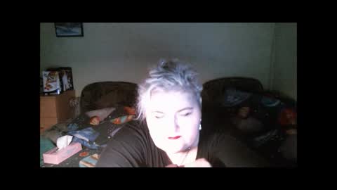 lanacat555 online show from January 24, 2025, 1:45 am