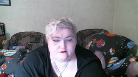 lanacat555 online show from February 1, 2025, 5:05 pm