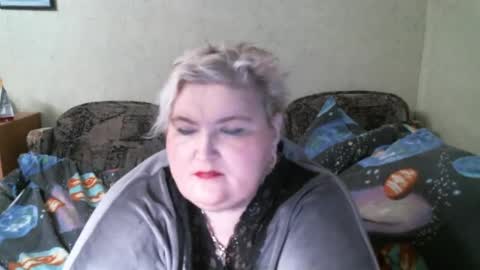 lanacat555 online show from February 20, 2025, 10:48 pm