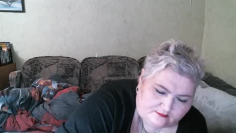 lanacat555 online show from March 6, 2025, 9:53 pm