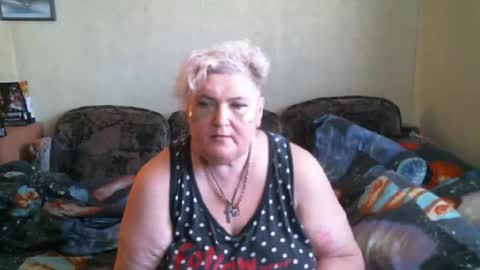 lanacat555 online show from September 23, 2025, 12:41 pm