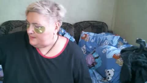 lanacat555 online show from January 11, 2026, 1:05 pm