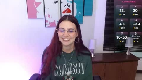 Alana Garcia  online show from October 14, 2025, 11:44 am