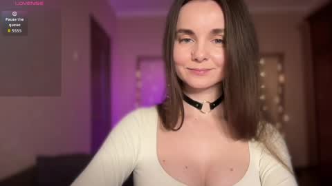 Lana online show from April 2, 2026, 11:35 pm