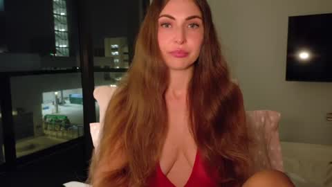 Snapshot of lanalure chatting on July 4, 2026, 4:07 am Lana online show from July 4, 2026, 4:07 am
