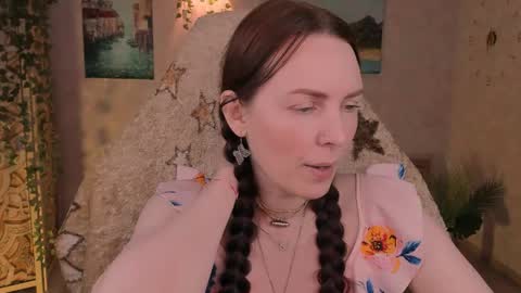Lana Radiance online show from May 8, 2026, 8:30 am