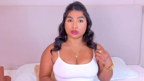 Lana online show from April 11, 2026, 7:18 pm