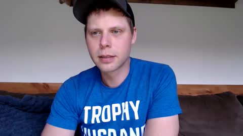 Snapshot of lancehardin chatting on May 4, 2026, 12:06 am Lance online show from May 4, 2026, 12:06 am