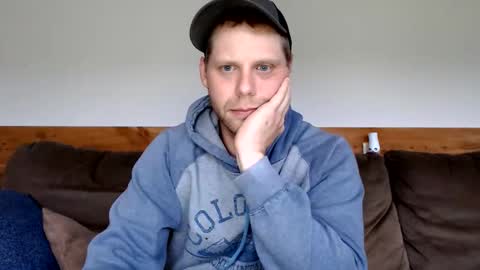 Snapshot of lancehardin chatting on May 21, 2026, 12:06 am Lance online show from May 21, 2026, 12:06 am