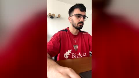 Snapshot of lander920612 chatting on February 25, 2026, 10:03 am lander920612 online show from February 25, 2026, 10:03 am