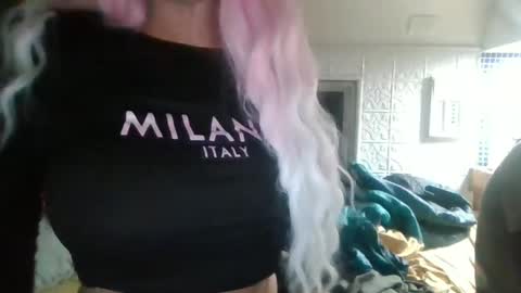 Snapshot of landofeden chatting on March 1, 2025, 3:32 am landofeden online show from March 1, 2025, 3:32 am