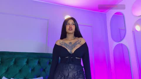 LANEMUGLER online show from April 28, 2026, 12:43 pm