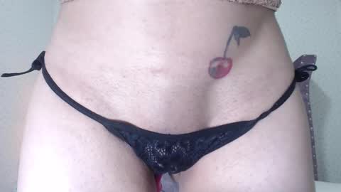 lanhaexotik online show from March 6, 2025, 2:40 pm