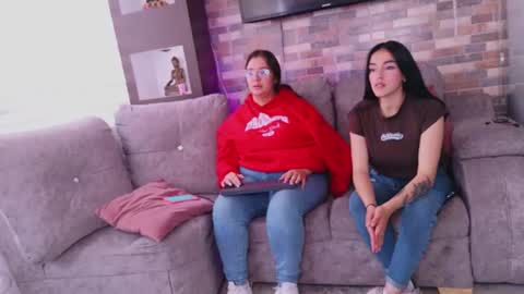 Snapshot of lanna_as chatting on July 8, 2026, 6:45 pm lanna_as online show from July 8, 2026, 6:45 pm