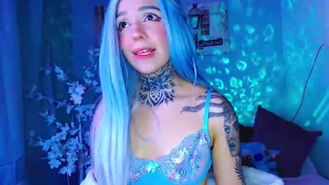 Snapshot of lannie_gonzales chatting on October 28, 2025, 10:12 pm LANNIE   online show from October 28, 2025, 10:12 pm