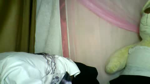 lara_belle online show from May 4, 2026, 2:29 am