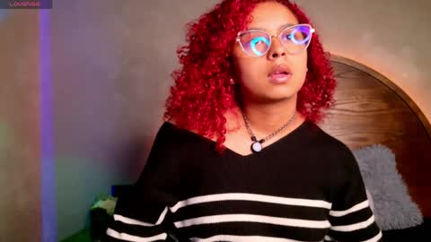 Snapshot of lara_curly chatting on March 31, 2026, 10:26 am lara_curly online show from March 31, 2026, 10:26 am