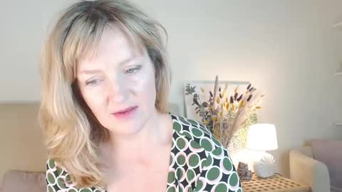 lara_fisher online show from January 31, 2026, 7:11 pm