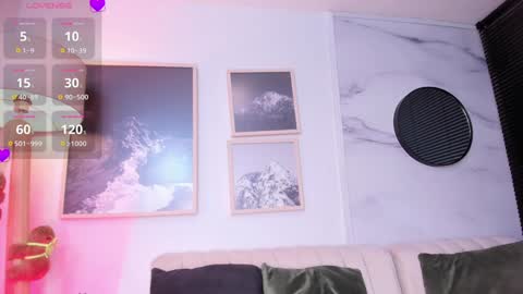 Lara Madisson online show from December 6, 2024, 7:21 am