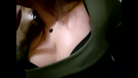 Snapshot of laraa333 chatting on January 11, 2025, 11:24 pm Little online show from January 11, 2025, 11:24 pm