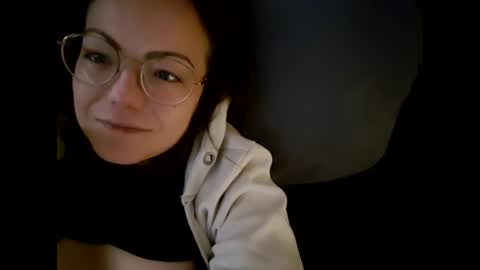 Snapshot of laraa333 chatting on January 14, 2025, 9:56 am Little online show from January 14, 2025, 9:56 am