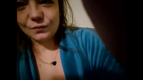 Snapshot of laraa333 chatting on January 19, 2025, 10:39 pm Little online show from January 19, 2025, 10:39 pm