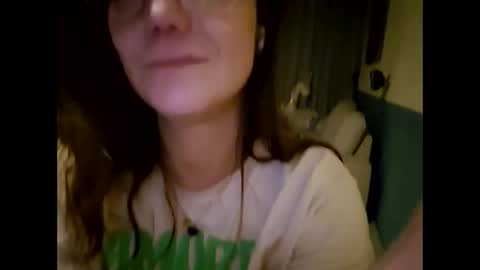 Snapshot of laraa333 chatting on January 26, 2025, 9:40 pm Little online show from January 26, 2025, 9:40 pm