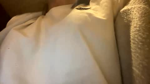 Snapshot of laraa333 chatting on September 30, 2025, 10:37 pm Little online show from September 30, 2025, 10:37 pm