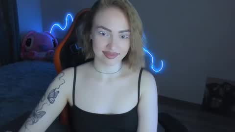 LaraKrein lk online show from March 22, 2026, 4:54 pm