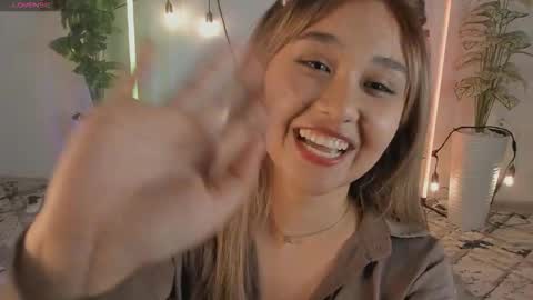 Lara online show from February 3, 2026, 2:53 am