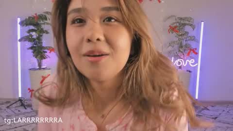 Lara online show from February 15, 2026, 7:54 pm