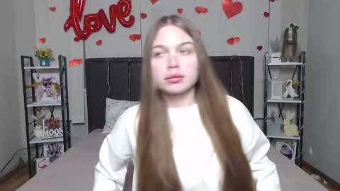 LaraPika online show from February 11, 2026, 6:07 am